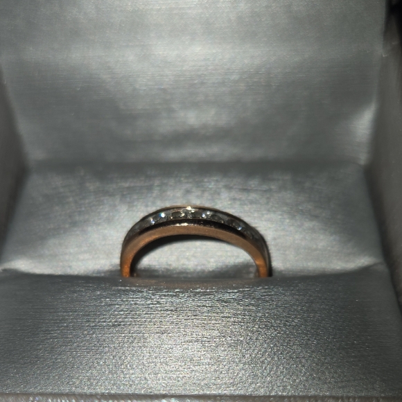 Zales Rose Gold Diamond Anniversay Ring - Picture 5 of 6
